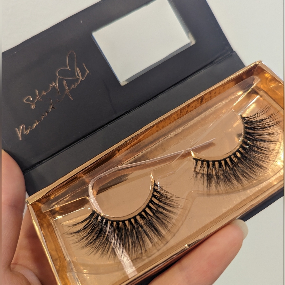 False lashes
